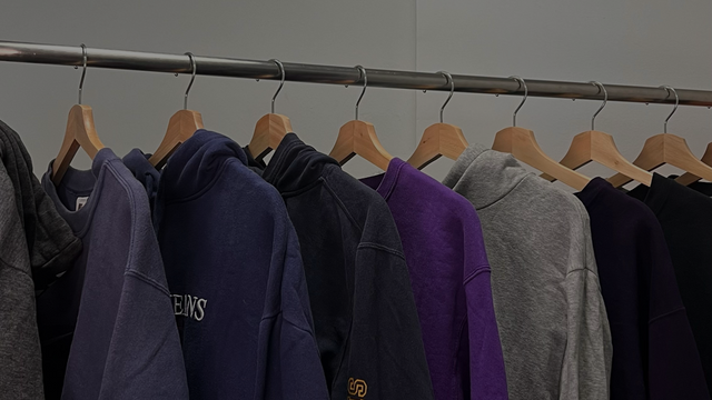 Sweatshirts/Hoodies/Pullovers