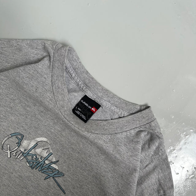 QUIKSILVER TEE - MEDIUM