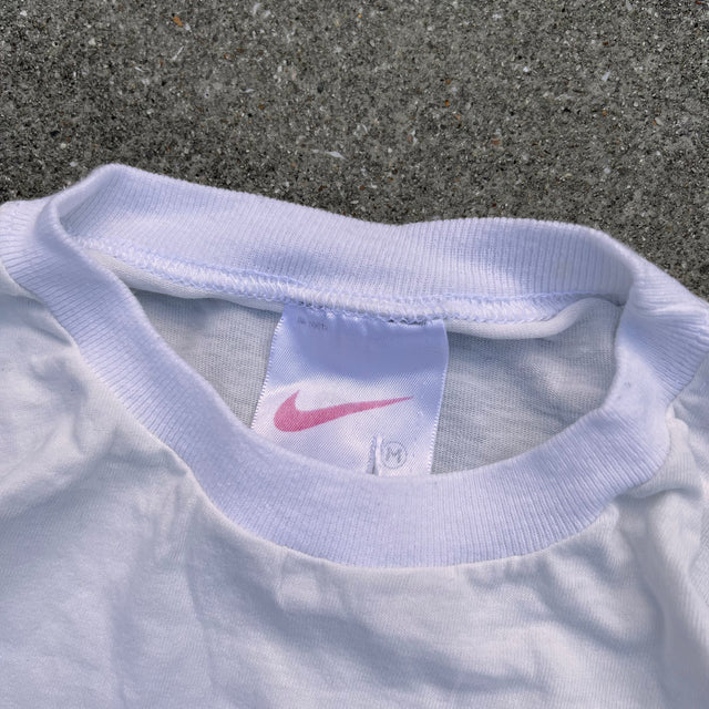 NIKE 90'S CENTERSWOOSH TEE - MEDIUM