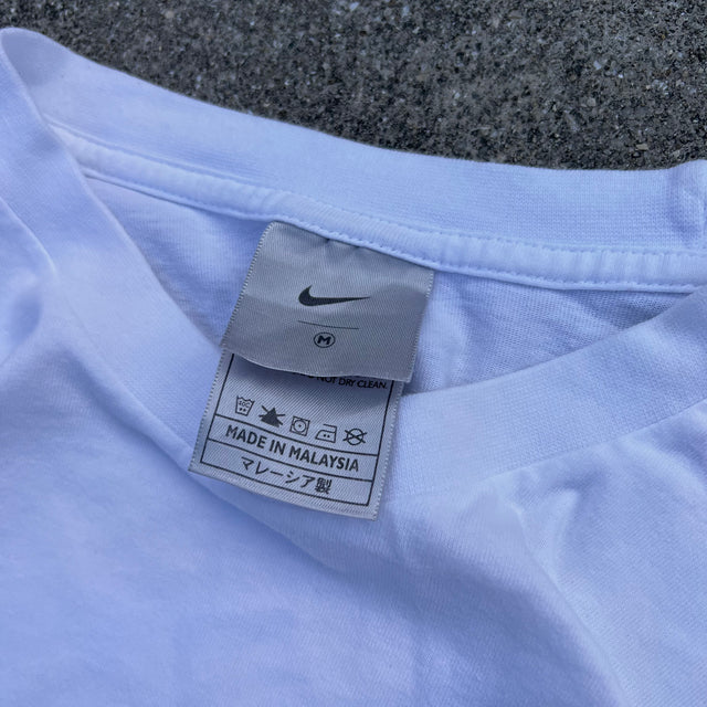 NIKE 00'S CENTERSWOOSH TEE - LARGE