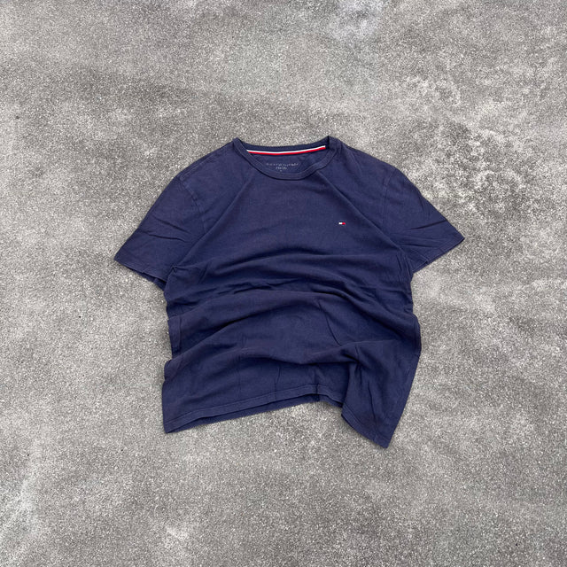 TOMMY HILFIGER LOGO TEE - MEDIUM