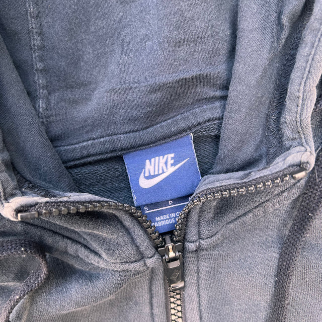 NIKE SPELLOUT ZIP-UP HOODIE - SMALL