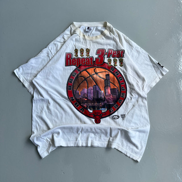 NBA CHICAGO BULLS 3 PEAT TEE - XL