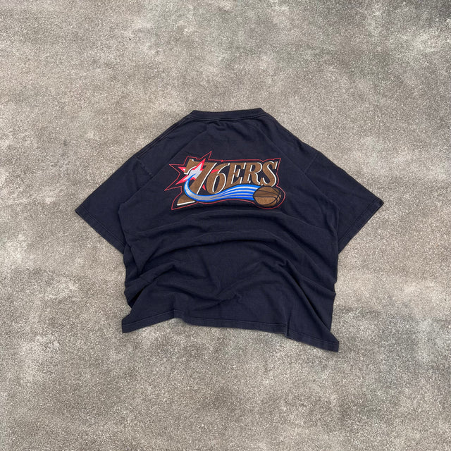 NBA 76ERS TEE - XL