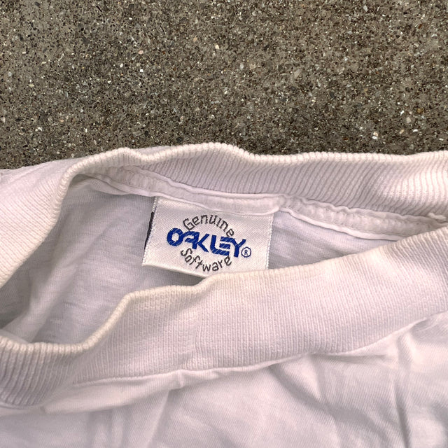 OAKLEY TEE - MEDIUM