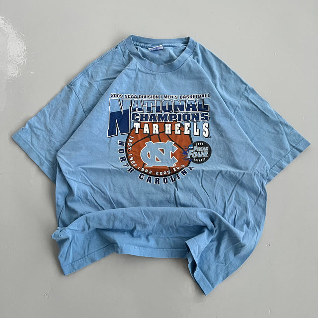 2009 CAROLINA TARHEELS NCAA TEE - XL