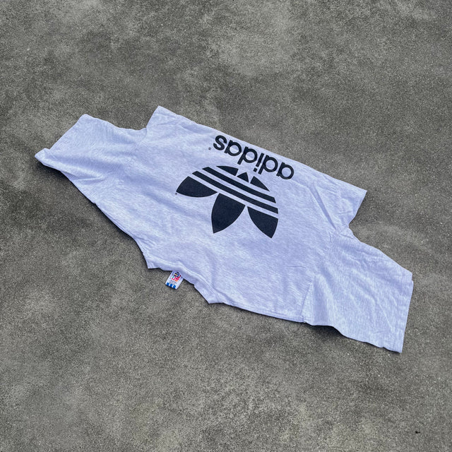 ADIDAS SPELLOUT TEE - XL