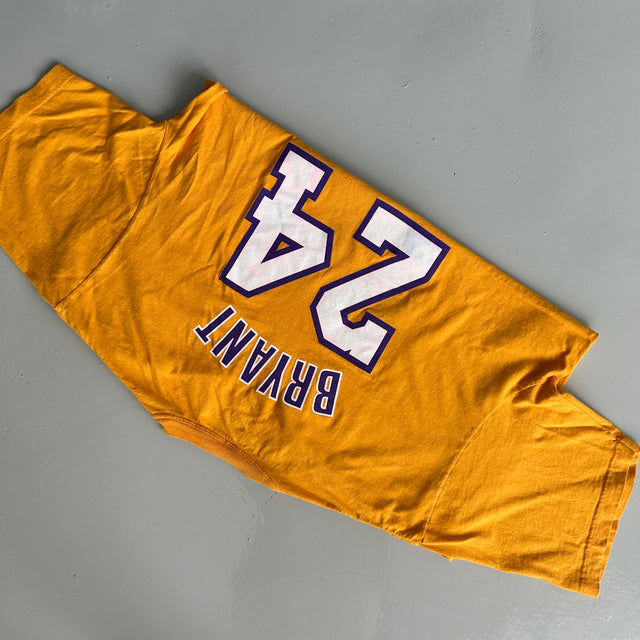 ADIDAS NBA LAKERS KOBE BRYANT TEE - XL