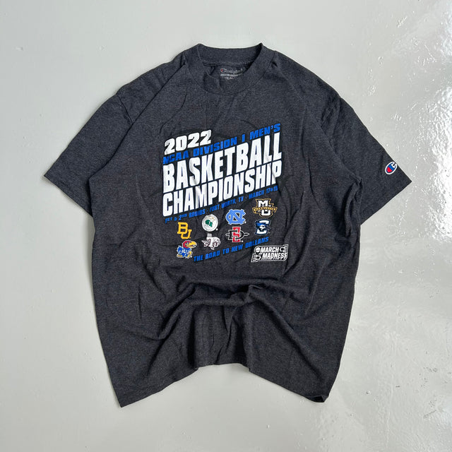 CHAMPION NCAA BASKETBALL CHAMPIONSHIP TEE - MEDIUM