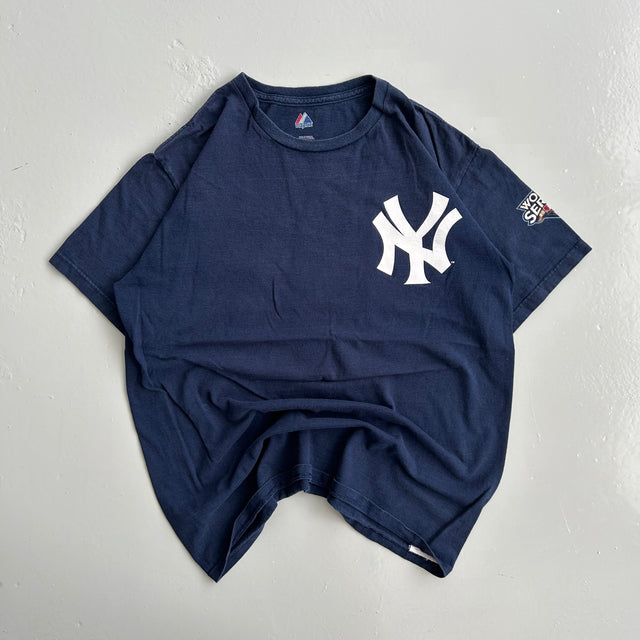 NEW YORK YANKEES TEE - LARGE