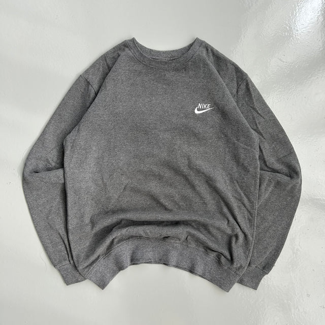 NIKE SWEATSHIRT - MEDIUM