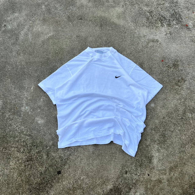 NIKE 00'S SWOOSH TEE - LARGE