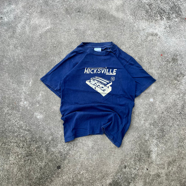 HICKSVILLE SINGLE STITCHED TEE - SMALL