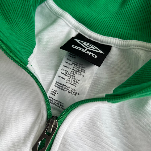 UMBRO ZIP-UP JACKET - LARGE