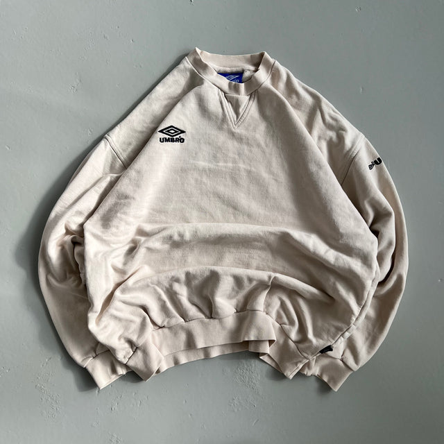 UMBRO SWEATSHIRT - LARGE