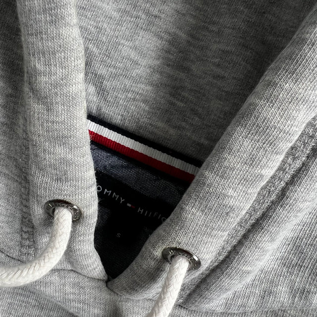 TOMMY HILFIGER EMBROIDERED HOODIE - SMALL