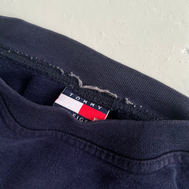 TOMMY HILFIGER BOOTLEG SWEATSHIRT - LARGE/XL