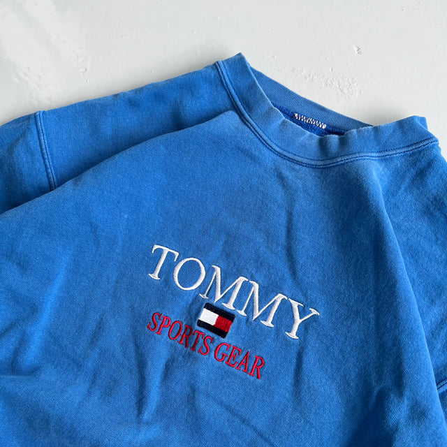 TOMMY HILFIGER SWEATSHIRT - LARGE