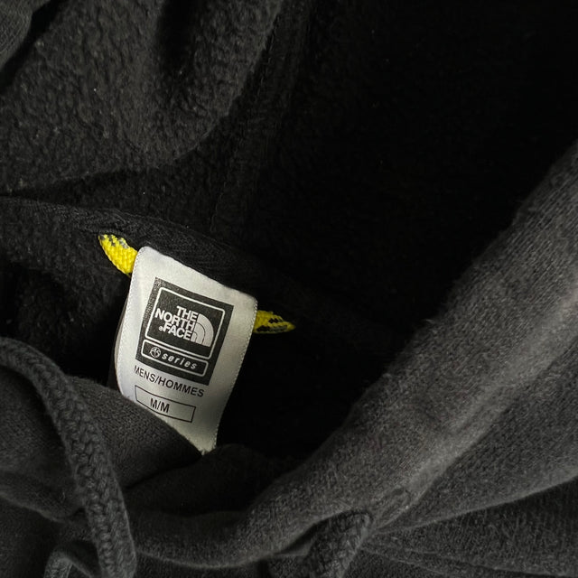 THE NORTH FACE HOODIE - MEDIUM