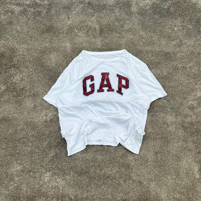 GAP TEE - MEDIUM