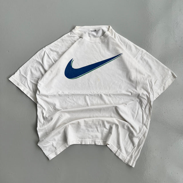 NIKE SWOOSH TEE - TEE - XL