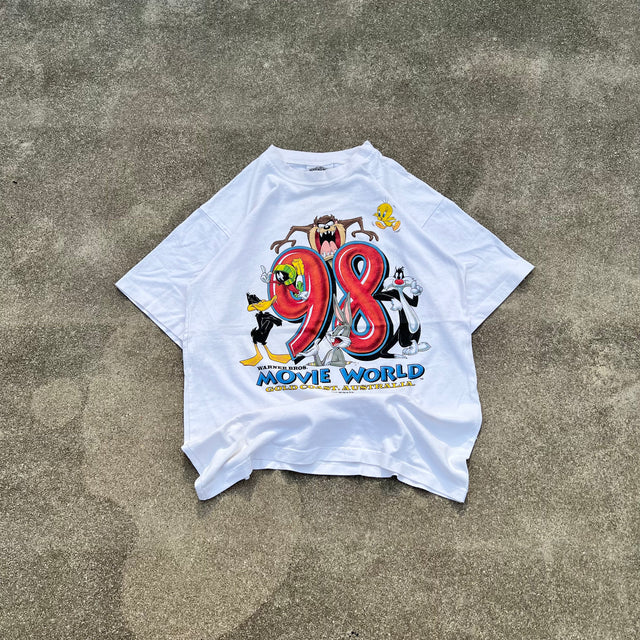 WARNER BROS MOVIE WORLD 1998 TEE - MEDIUM