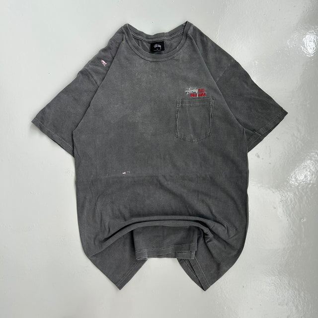 STUSSY POCKET TEE - MEDIUM