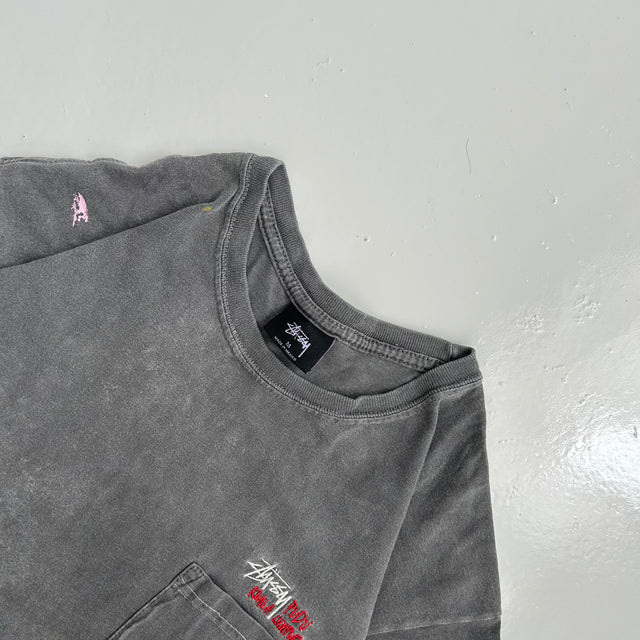 STUSSY POCKET TEE - MEDIUM