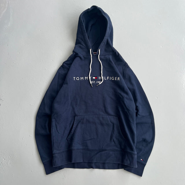 TOMMY HILFIGER EMBROIDERED HOODIE - XL