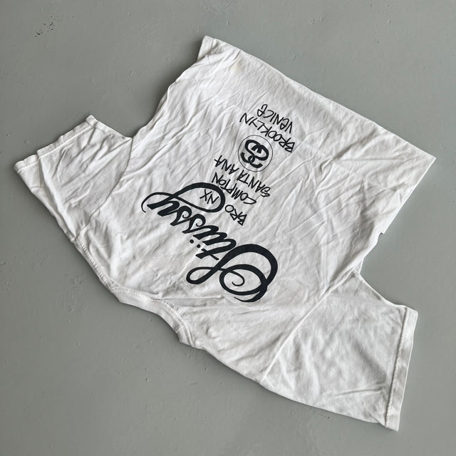 STUSSY SPELLOUT TEE - MEDIUM