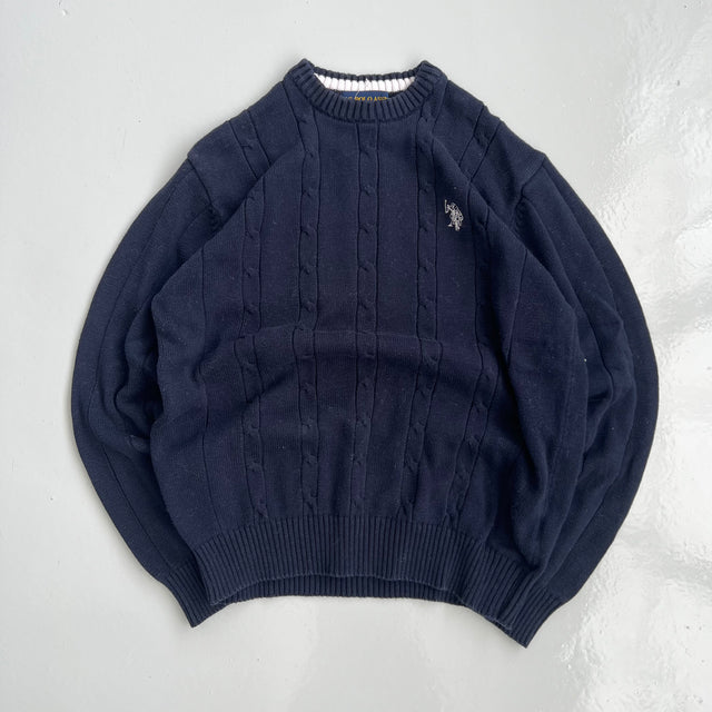 US POLO ASSN. CABLE KNIT - MEDIUM