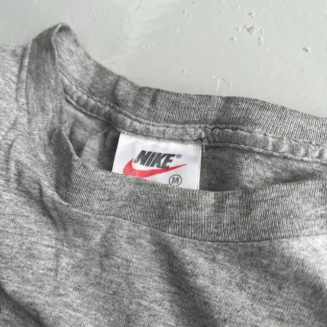 NIKE 90'S CENTERSWOOSH TEE - LARGE