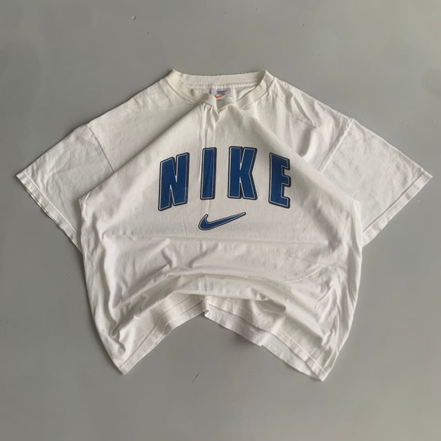 NIKE 90'S CENTERSWOOSH TEE - XL