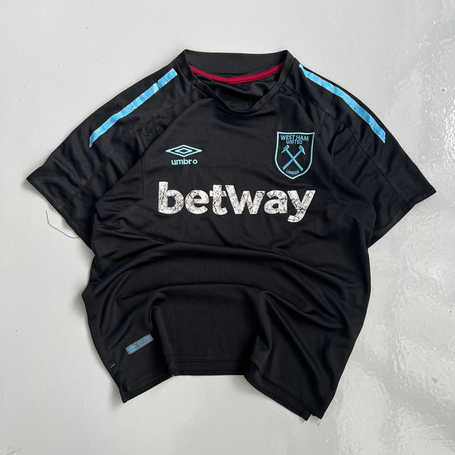 UMBRO WEST HAM UNITED JERSEY - MEDIUM