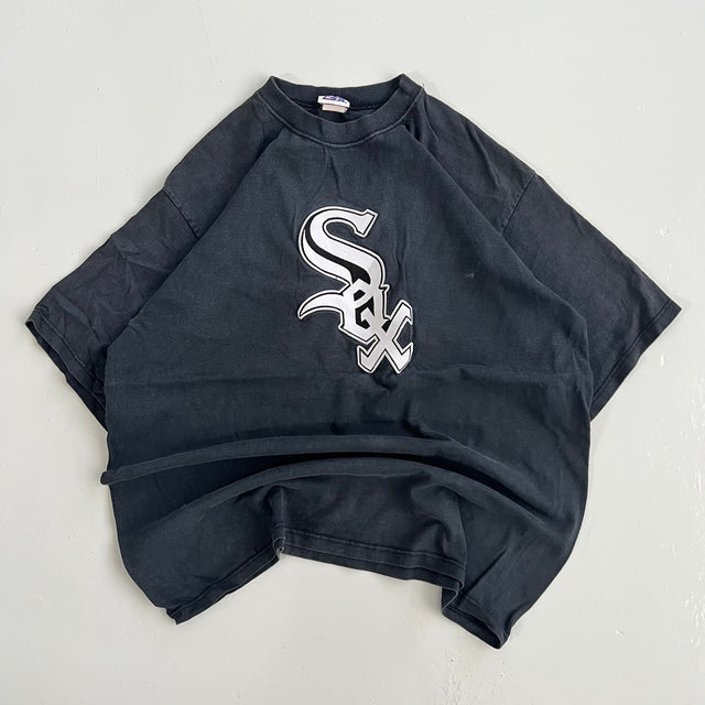 WHITE SOX EMBRODIERED TEE - XL