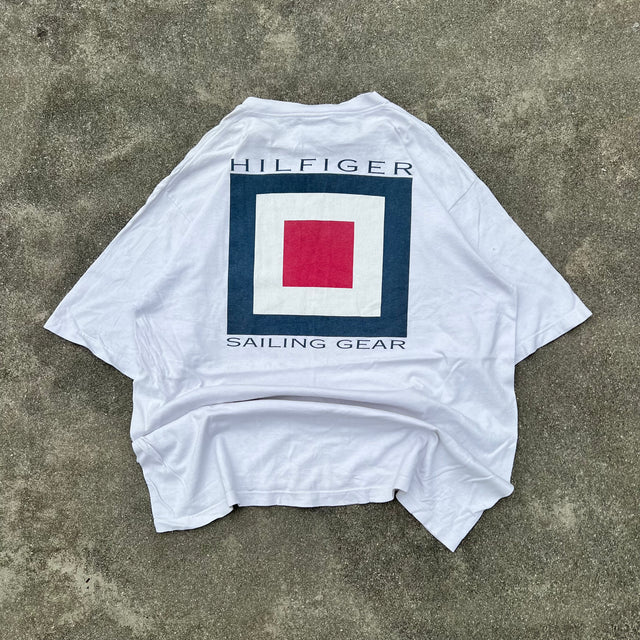 TOMMY HILFIGER TEE - LARGE/XL