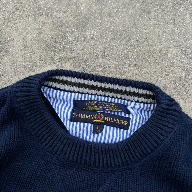 TOMMY HILFIGER CREST KNITTED SWEATSHIRT - LARGE