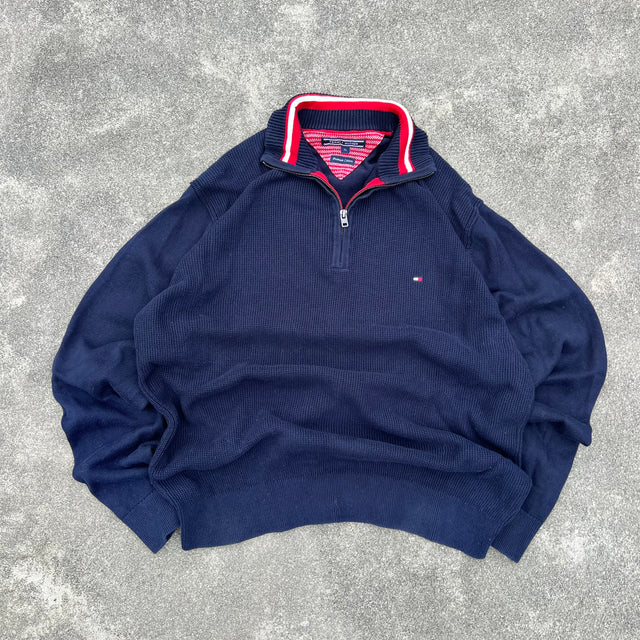 TOMMY HILFIGER 1/4 ZIP SWEATSHIRT - MEDIUM