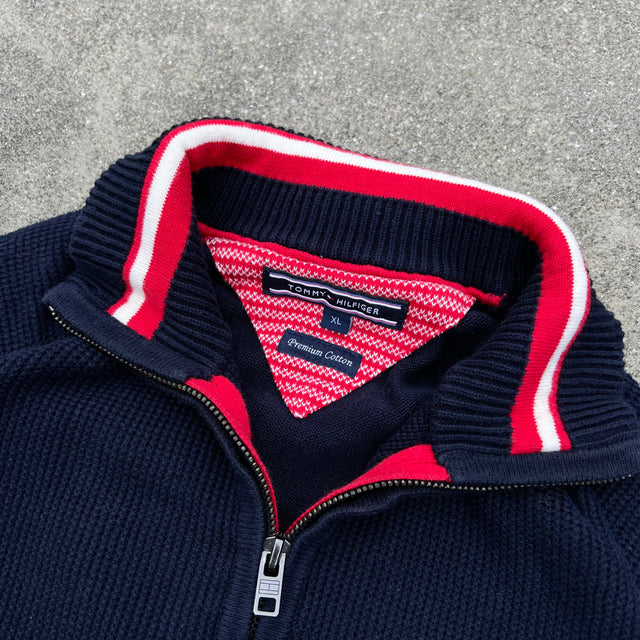 TOMMY HILFIGER 1/4 ZIP SWEATSHIRT - MEDIUM