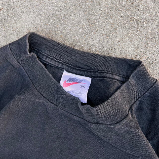 NIKE 90'S SWOOSH TEE - MEDIUM