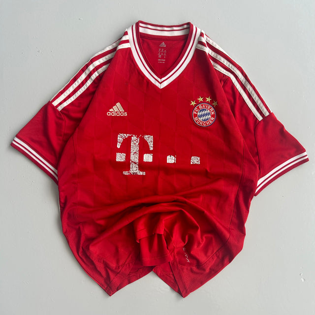 ADIDAS BAYERN MUNCHEN JERSEY - MEDIUM