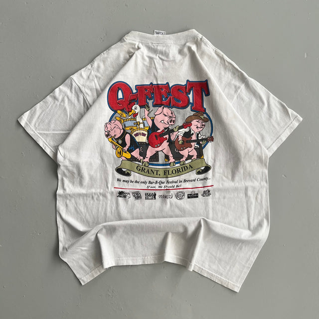 Q-FEST PIGS TEE - LARGE/XL