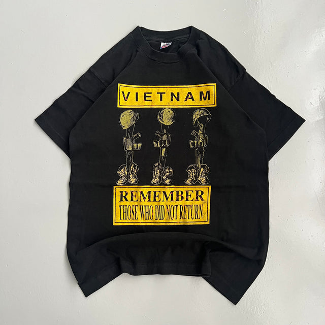 VIETNAM WAR MEMORIAL TEE - LARGE