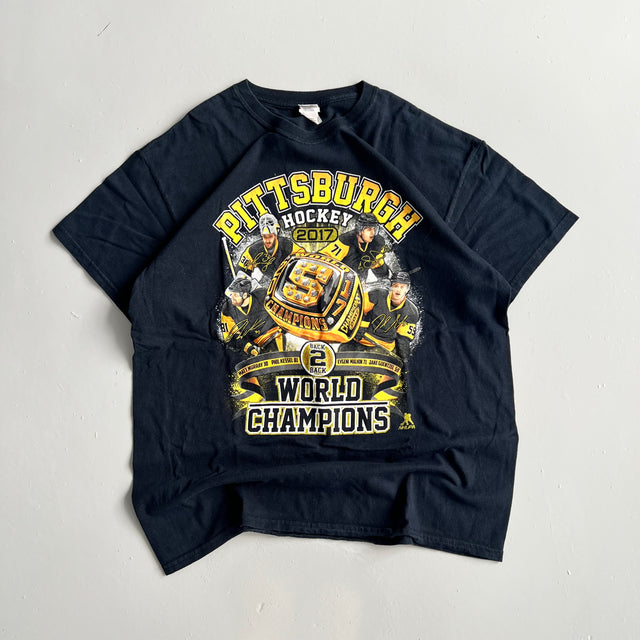 PITTSBURGH STEELERS TEE - LARGE